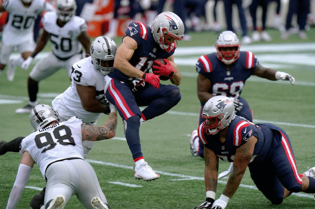 las vegas raiders vs new england patriots match player stats
